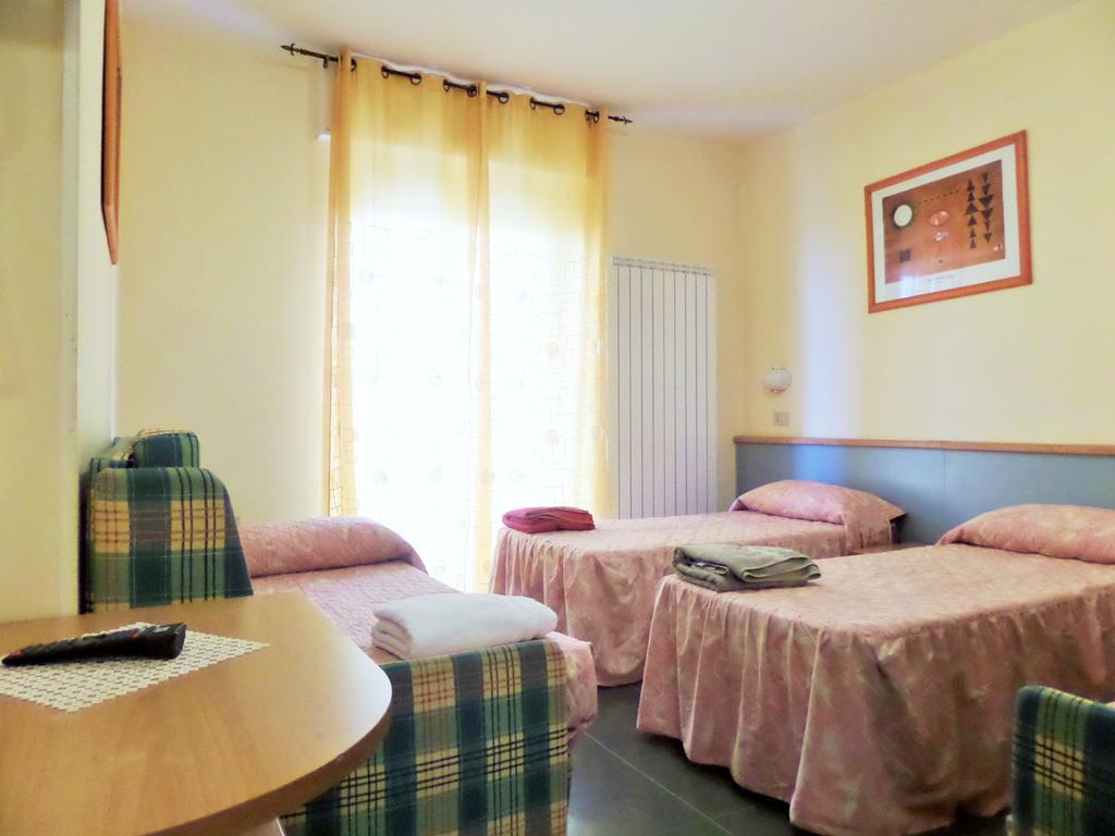 Hotel Lucerna Arma di Taggia Exteriér fotografie